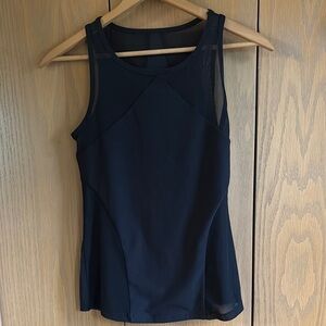 XX Vina medium black tank